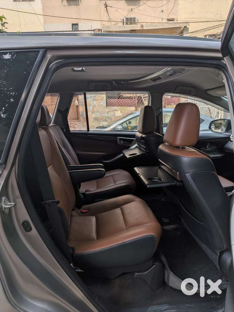 Toyota Innova Crysta [2020-ongoing] 2.7 Zx At 7 Str, 2019, Petrol
