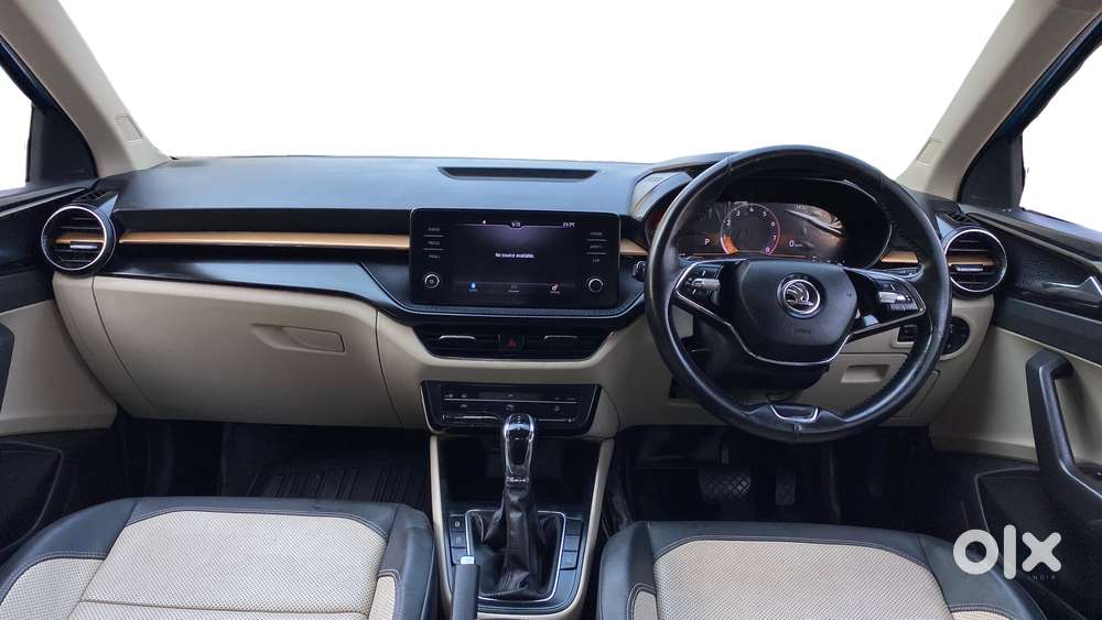 Skoda Slavia 1.0 Tsi Style At, 2022, Petrol