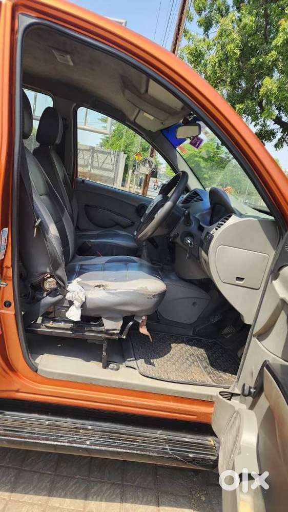 Mahindra Nuvosport N4 Plus, 2016, Diesel