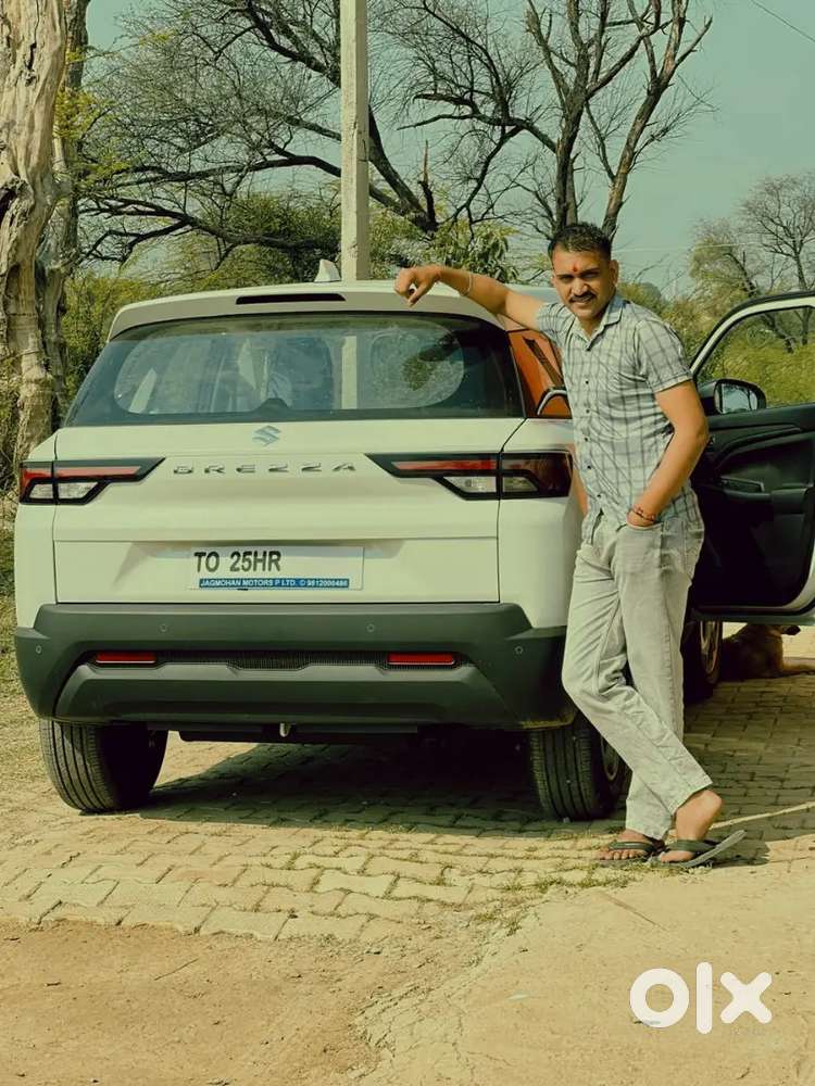Maruti Suzuki Brezza 2025 Petrol 15000 Km Driven
