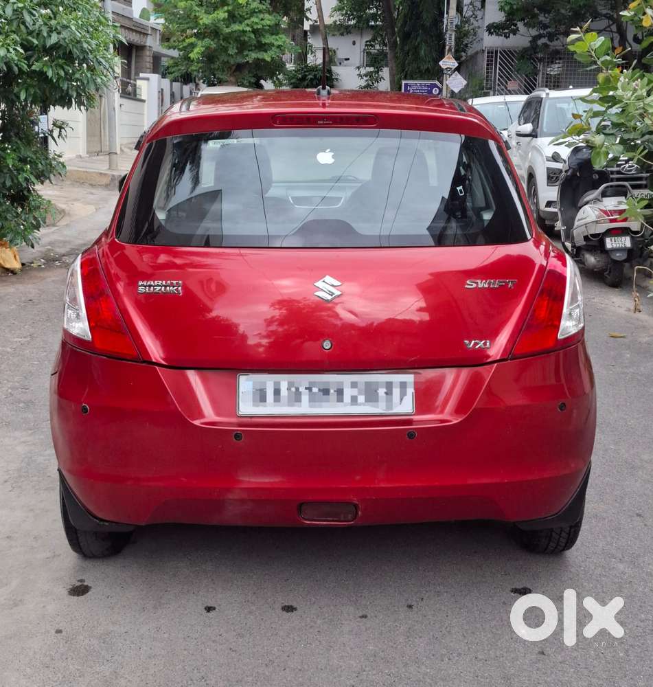 Maruti Suzuki Swift Vxi With Abs, 2013, Petrol