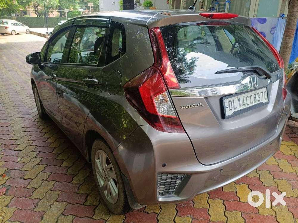 Honda Jazz V Automatic, 2016, Petrol