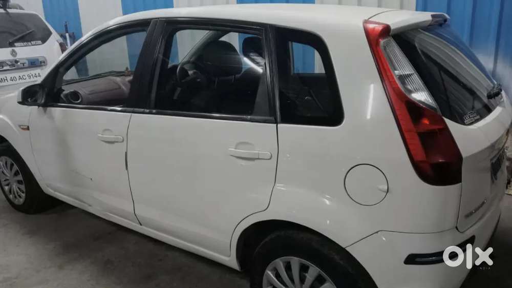 Ford Figo Titanium Petrol
