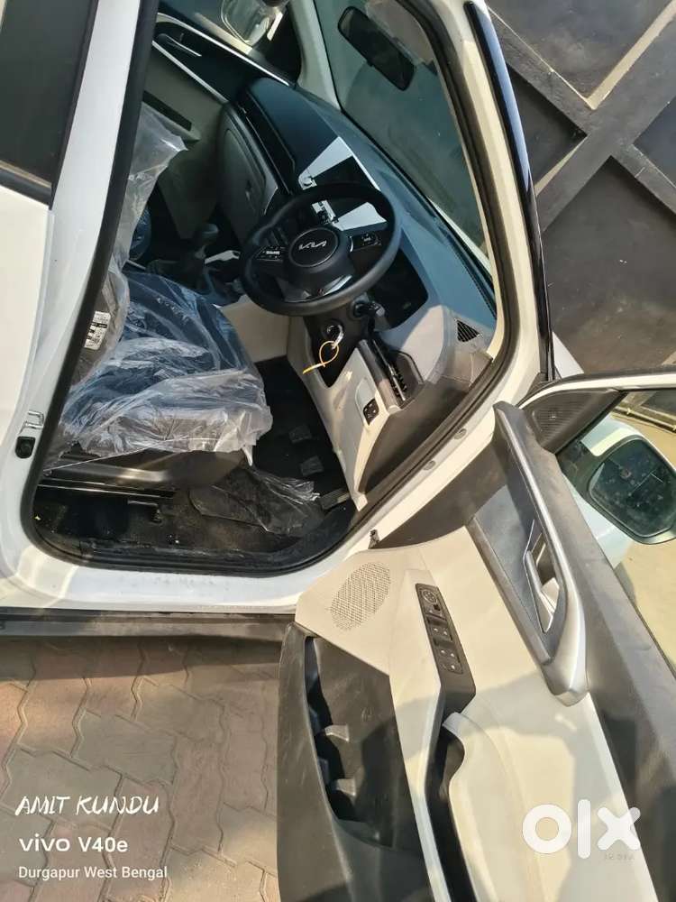Kia Carens Clavis 2026 Model 7-seater