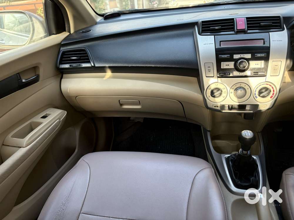 Honda City 2011-2013 S, 2011, Petrol
