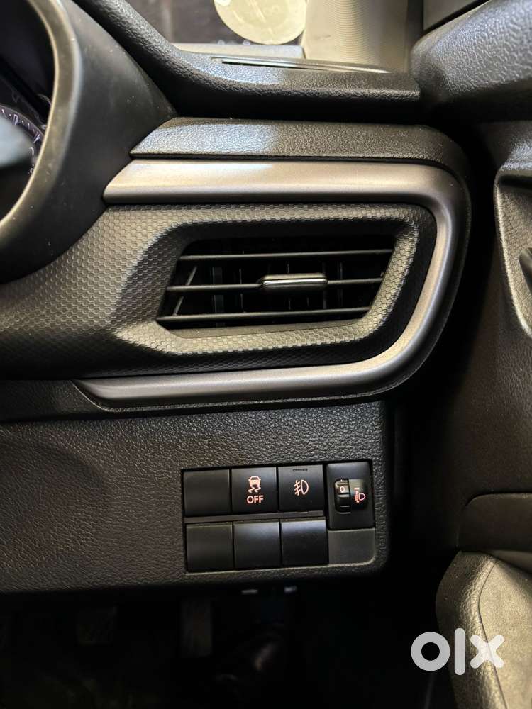 Maruti Suzuki Brezza 1.5 Vxi Smart Hybrid, 2024, Petrol