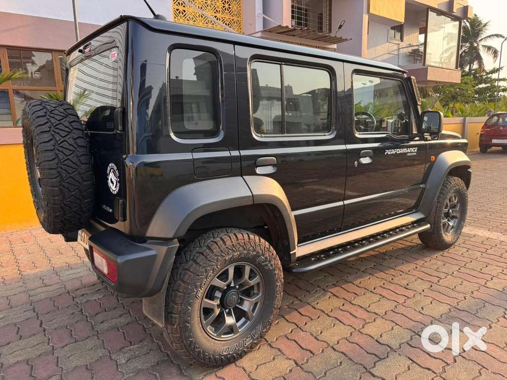 Jimny Mt 2023  18000km Driven