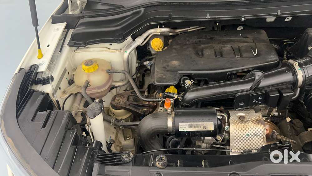 Mahindra Xuv300 W8 Amt Optional Diesel, 2023, Petrol