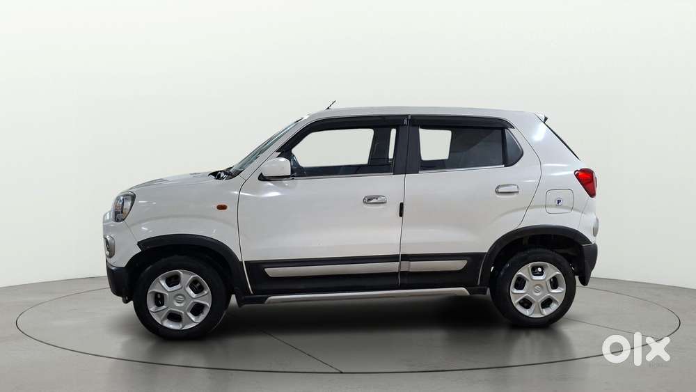 Maruti Suzuki S-presso Vxi Plus, 2022, Petrol