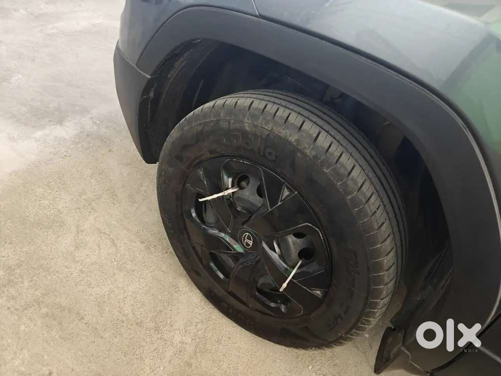 Tata Punch 1.2 Revotron 2025