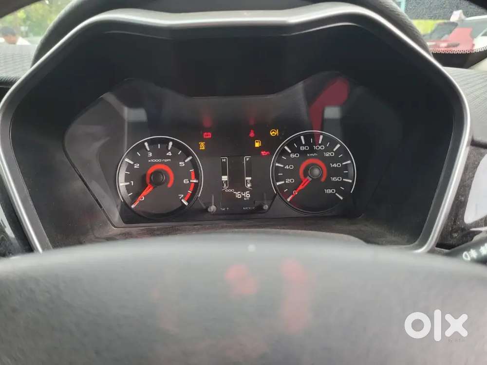 Mahindra Kuv100 Nxt 2018 Petrol 25000 Km Driven