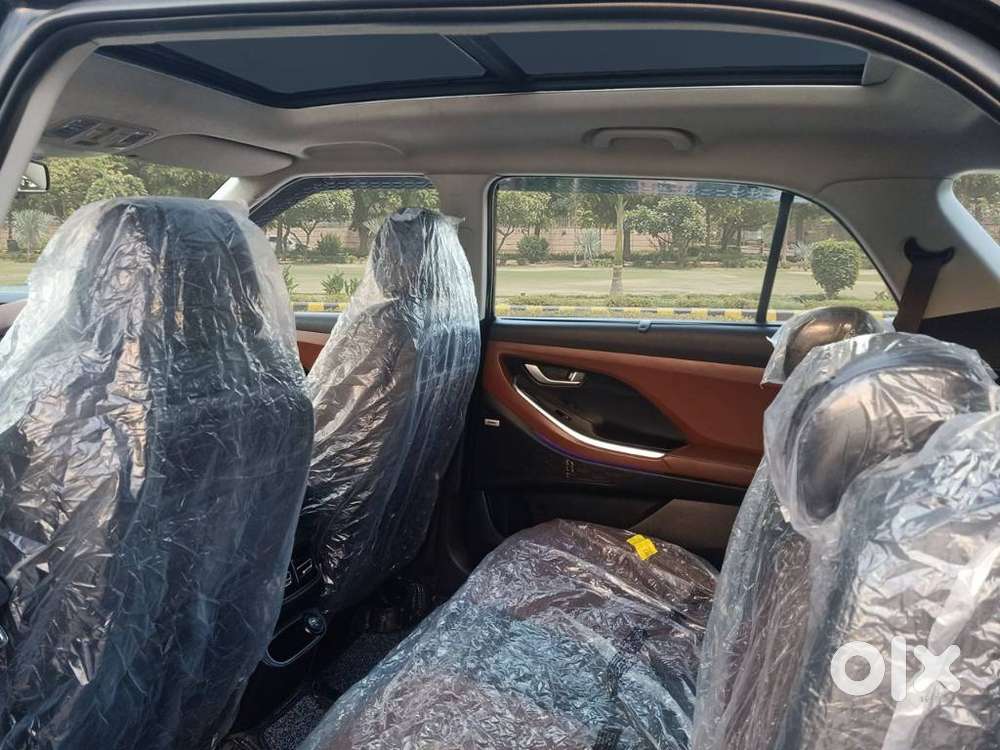 Hyundai Alcazar 1.5 Tdct Signature (o) 7s Petrol, 2023, Petrol