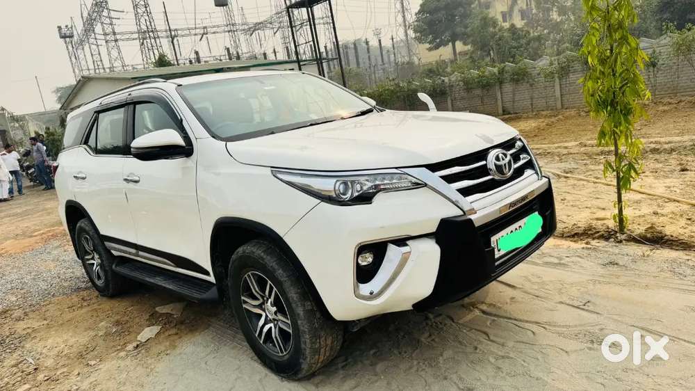 Fortuner 4×2 Automatic 2017 First Own