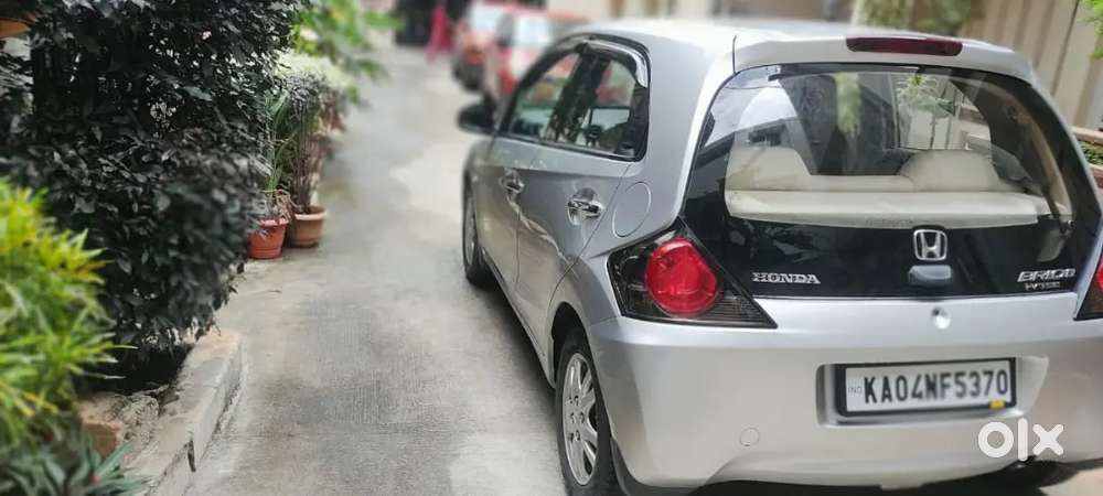 Honda Brio 2012 Petrol Well Maintained