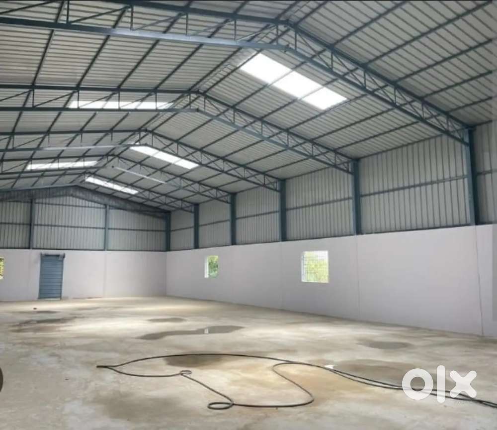 Mainroad face Warehouse in saravanampatti