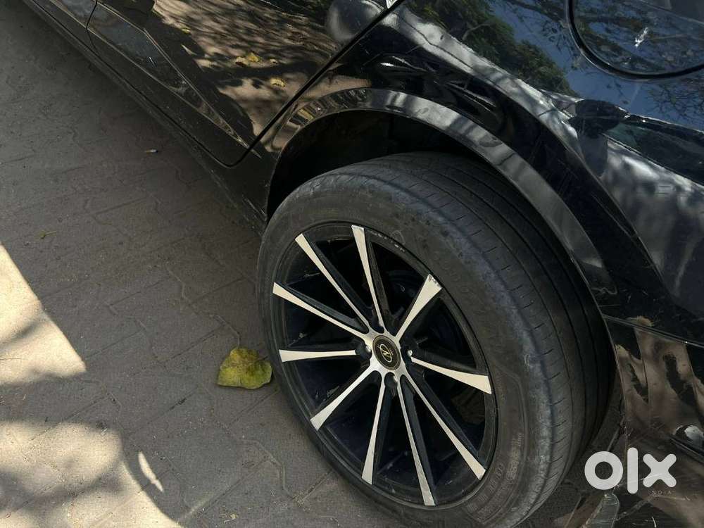 Hyundai Verna 2023 Petrol 70000 Km Driven