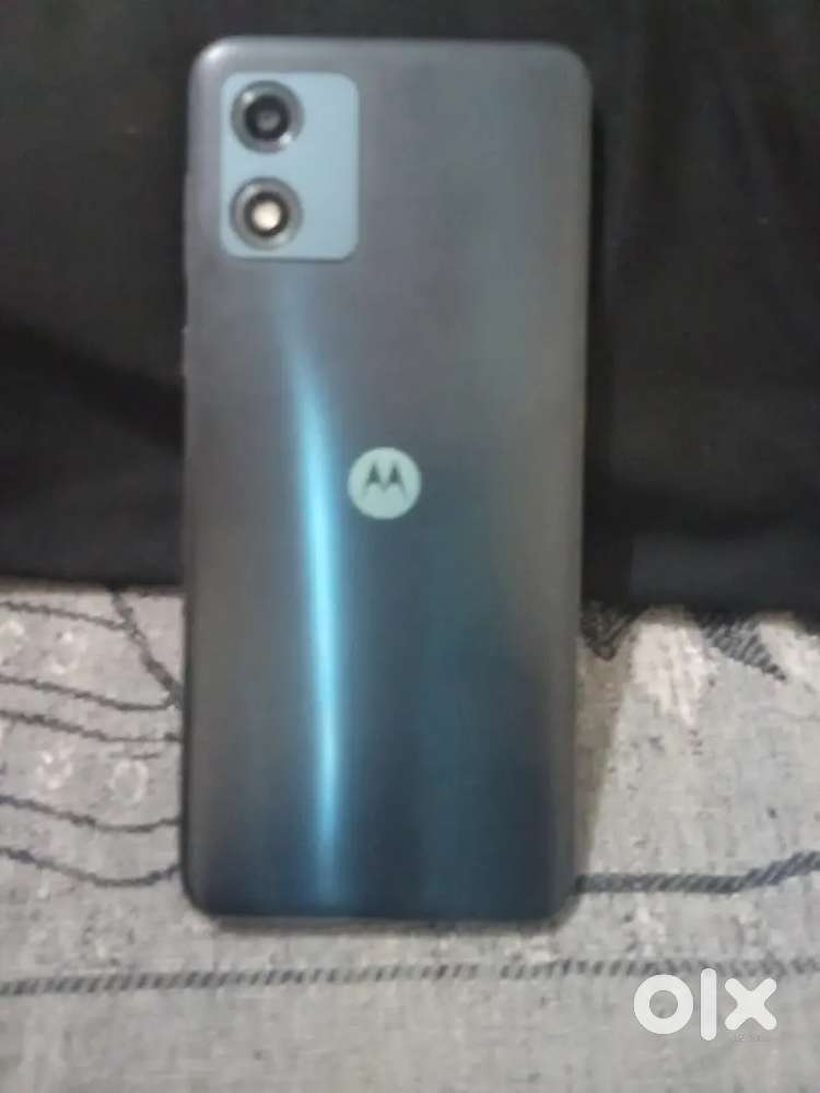 New phone hai moto e13