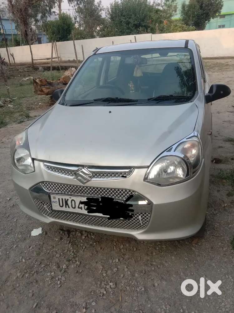 Singal Hand Use Car Koi Chalne Wale Nhi Hai Tab Bech Rhe Hai