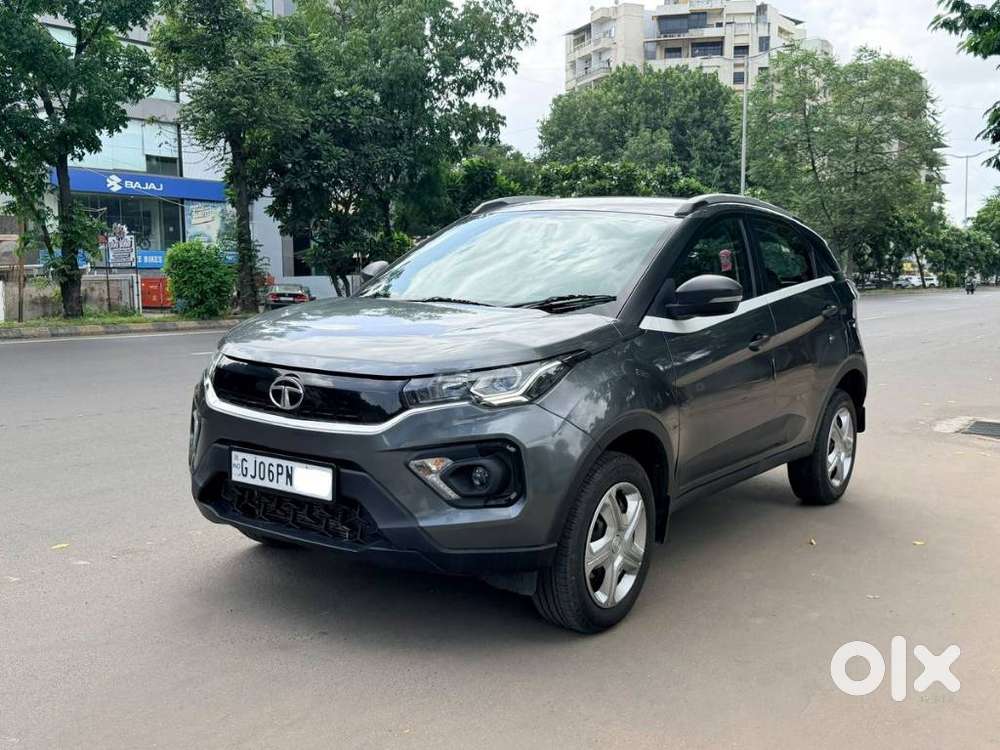 Tata Nexon 1.2 Revotron Xm (s), 2023, Petrol
