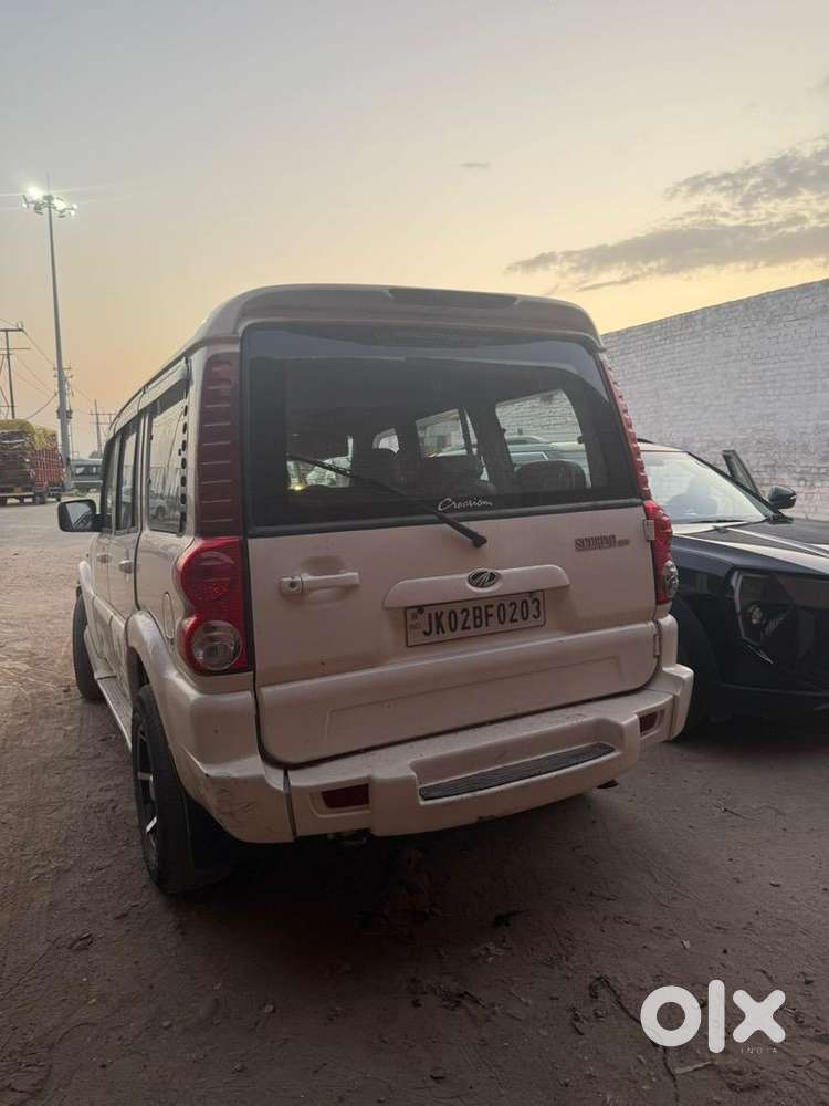 Mahindra Scorpio Diesel 2014