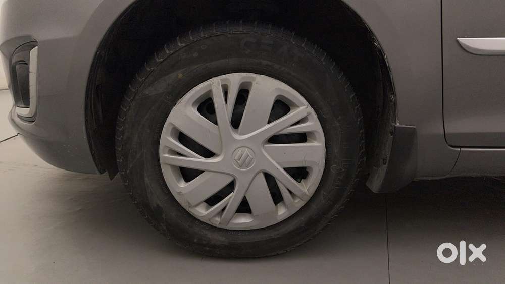 Maruti Suzuki Swift Vvt Vxi, 2017, Petrol