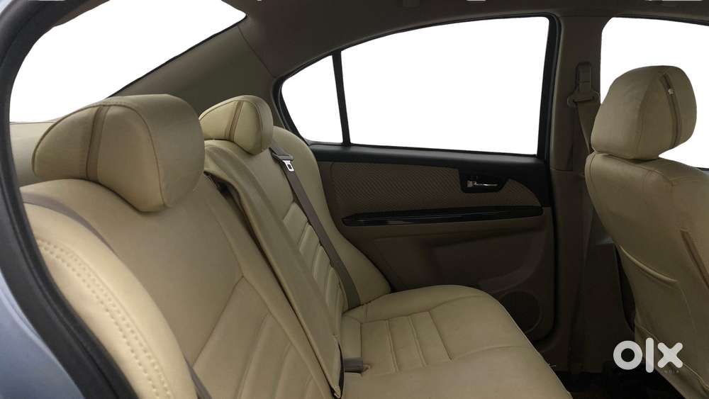 Maruti Suzuki Sx4 2007-2012 Zxi Mt Bsiv, 2013, Petrol