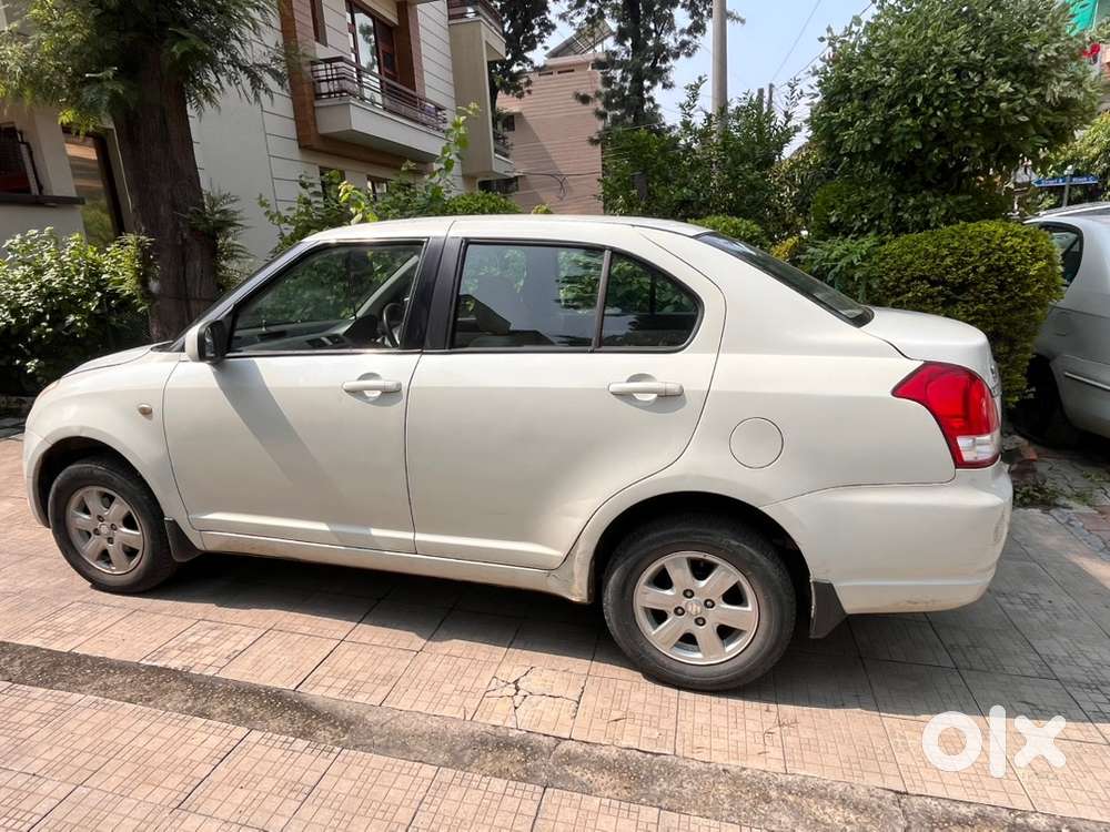 Maruti Suzuki Dzire 2011 Petrol Manual