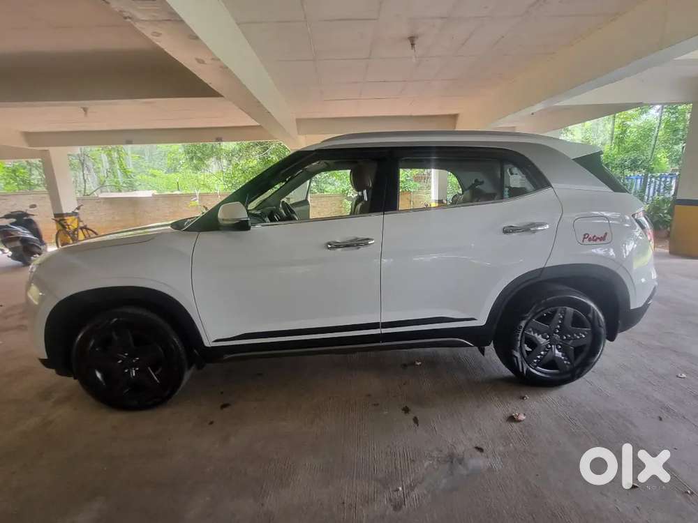 Hyundai Creta 2023 Petrol Well Maintained