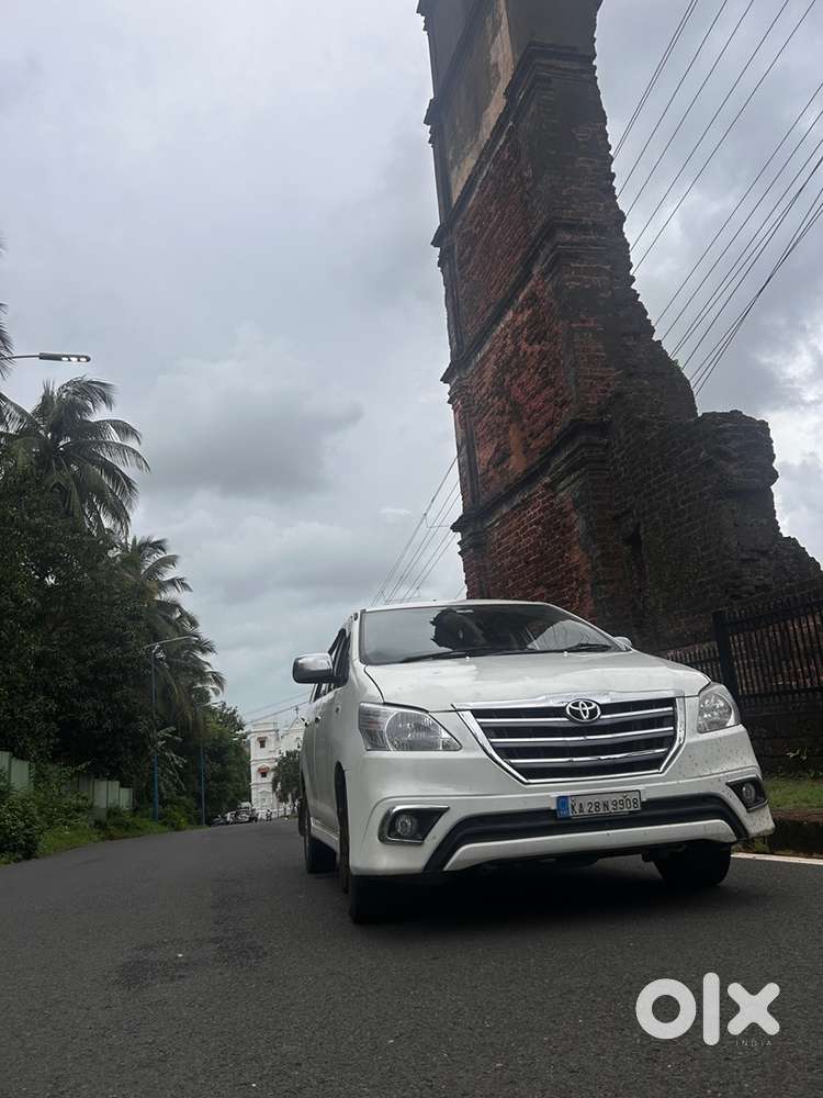 Toyota Innova Diesel 2016 Car