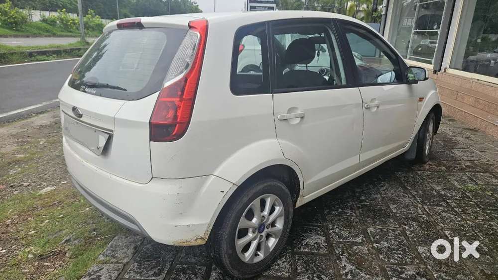 Ford Figo 2012 Diesel 270000 Km Driven