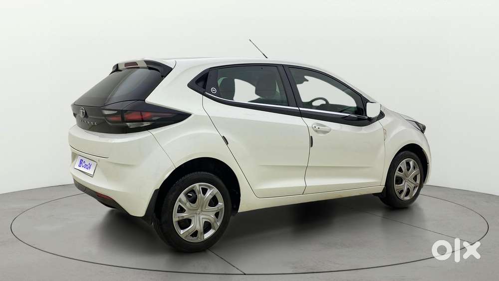 Tata Altroz 1.2 Xt, 2023, Petrol