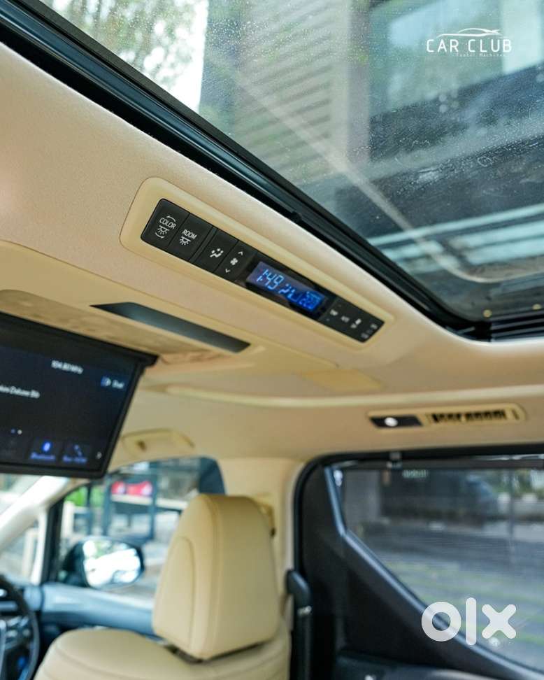 Toyota Vellfire, 2021, Petrol