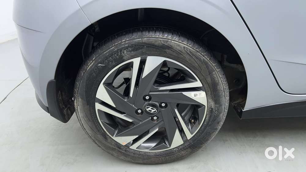 Hyundai New I20 1.2 Asta (o) Ivt, 2023, Petrol