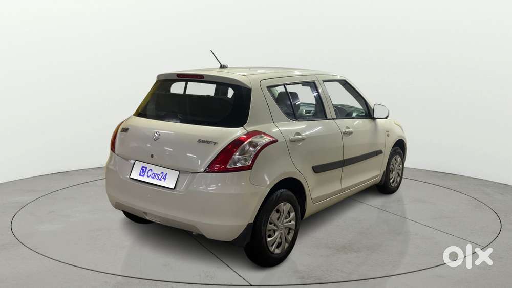 Maruti Suzuki Swift 1.2 Lxi (o), 2017, Petrol