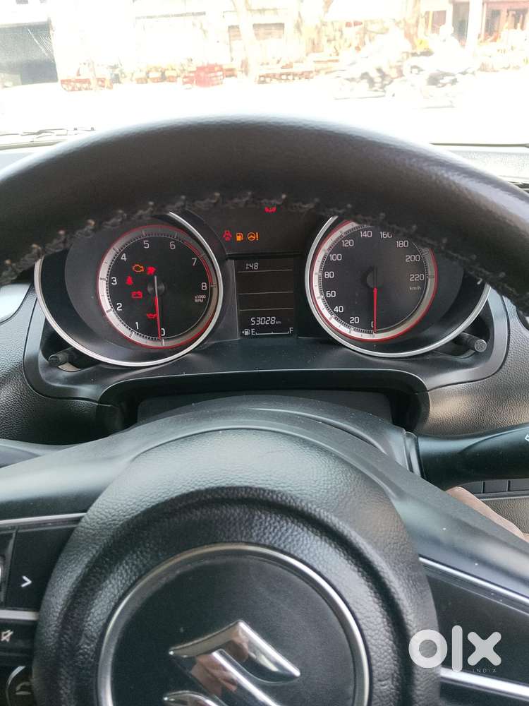Maruti Suzuki Swift Vxi + Manual, 2018, Petrol