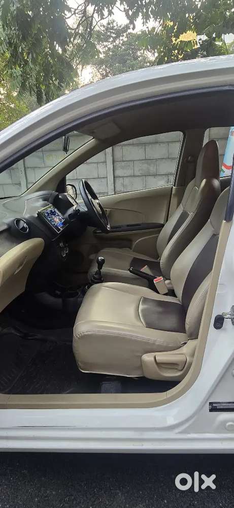 Honda Brio 2012 Petrol Well Maintained