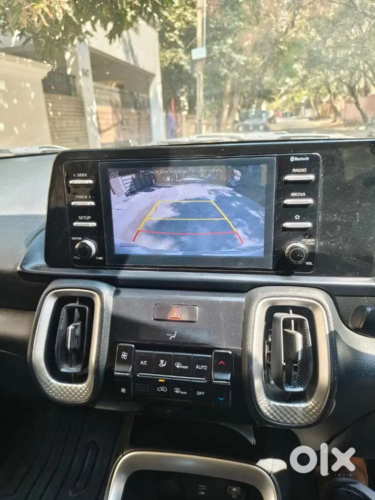 Kia Sonet 2023 Diesel Well Maintained