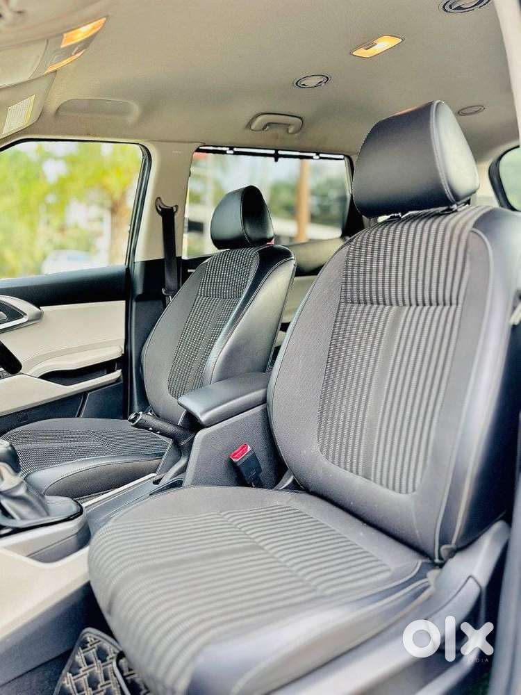 Kia Carens 1.5 Prestige Plus Diesel 7 Str Imt, 2023, Diesel
