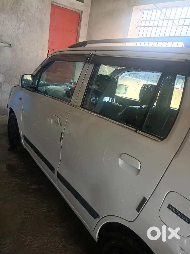 Maruti Suzuki Wagon R Vxi Plus 2026