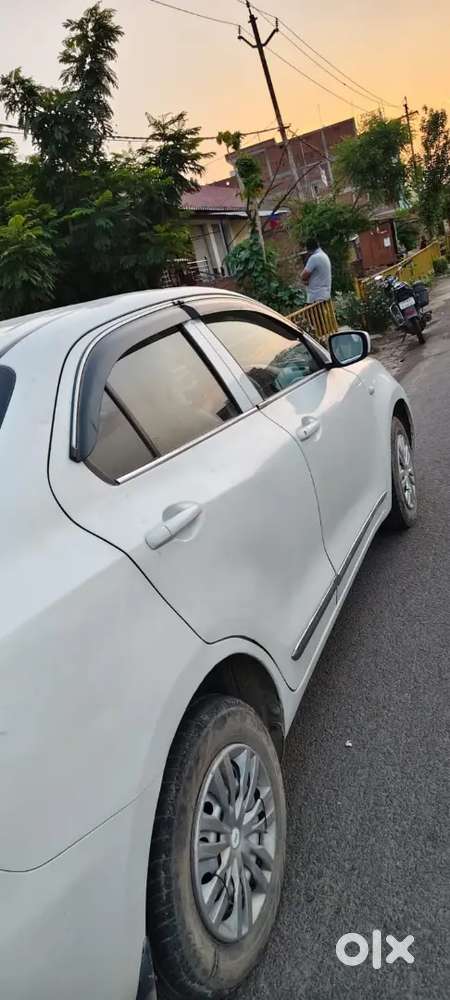 Maruti Suzuki Swift 2023 Lxi Option