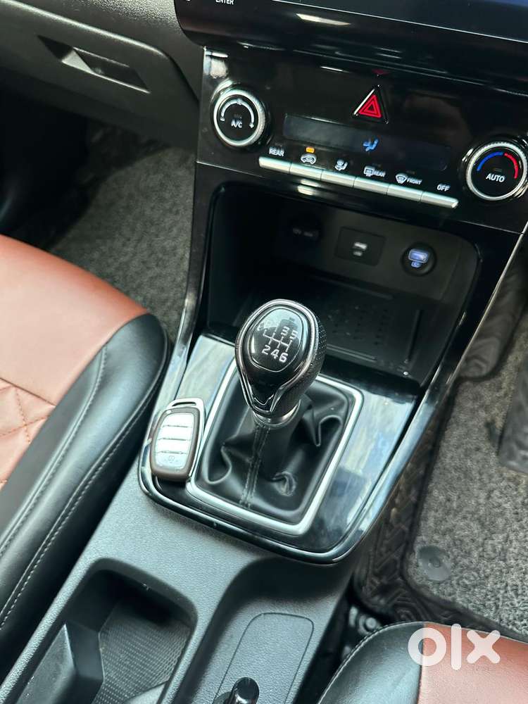 Hyundai Alcazar 2.0 Prestige Exe Petrol 7 Str, 2022, Petrol