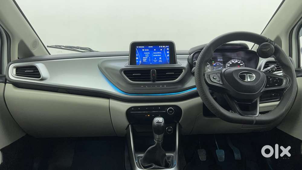 Tata Altroz Xz, 2024, Petrol