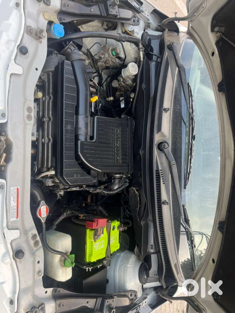 Maruti Suzuki Swift Petrol Manual 2013