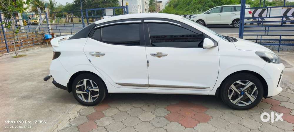 Hyundai Aura 1.2 Sx Cng, 2024, Petrol