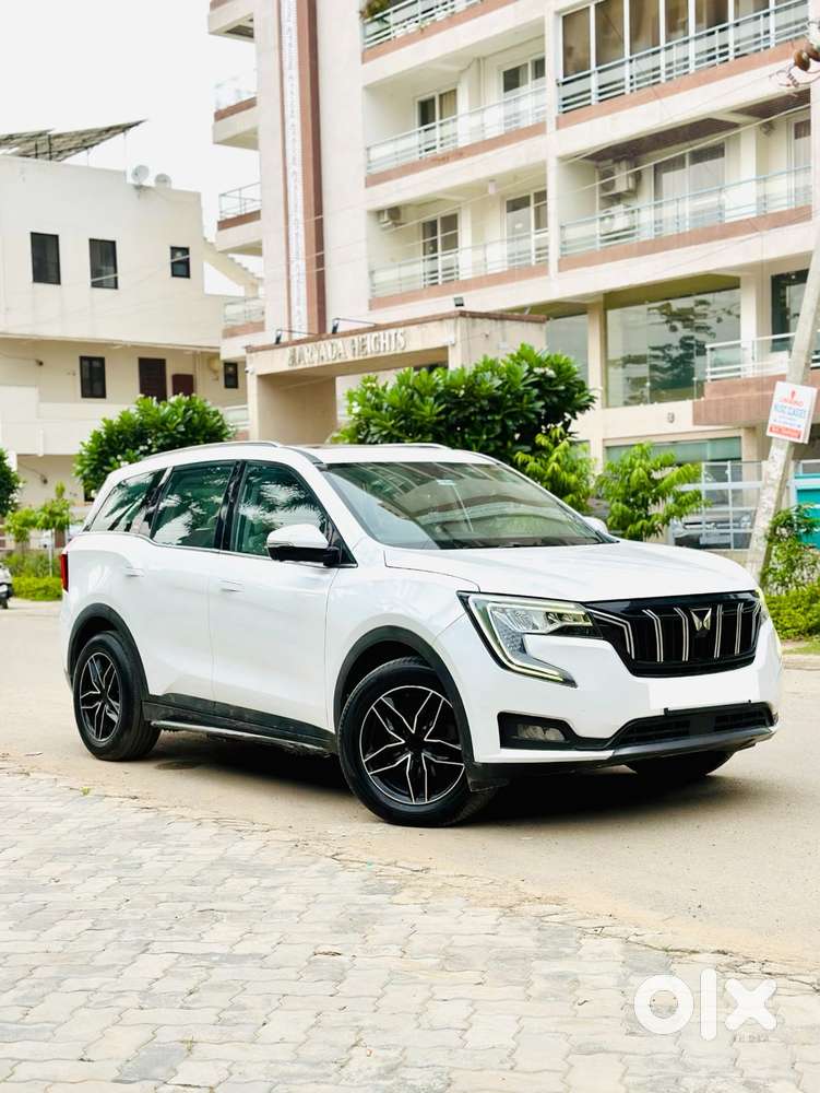 Mahindra Xuv700 2.2 Ax 7 Diesel At Luxury Pack Str, 2023, Diesel