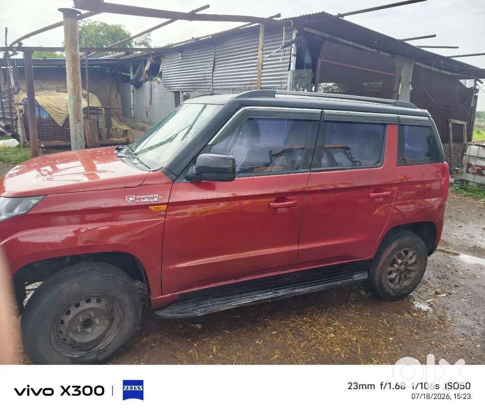 Mahindra Tuv 300 2016