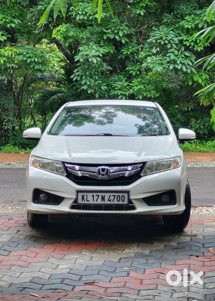 Honda City 1.5 V 2015