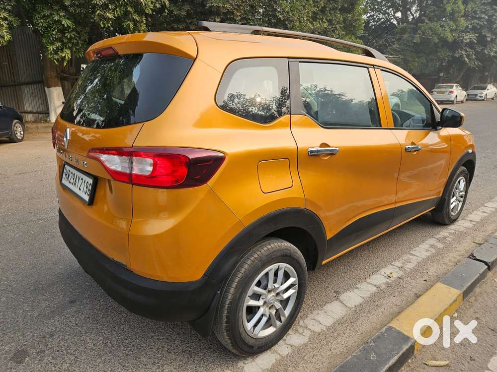 Renault Triber Rxt, 2022, Petrol