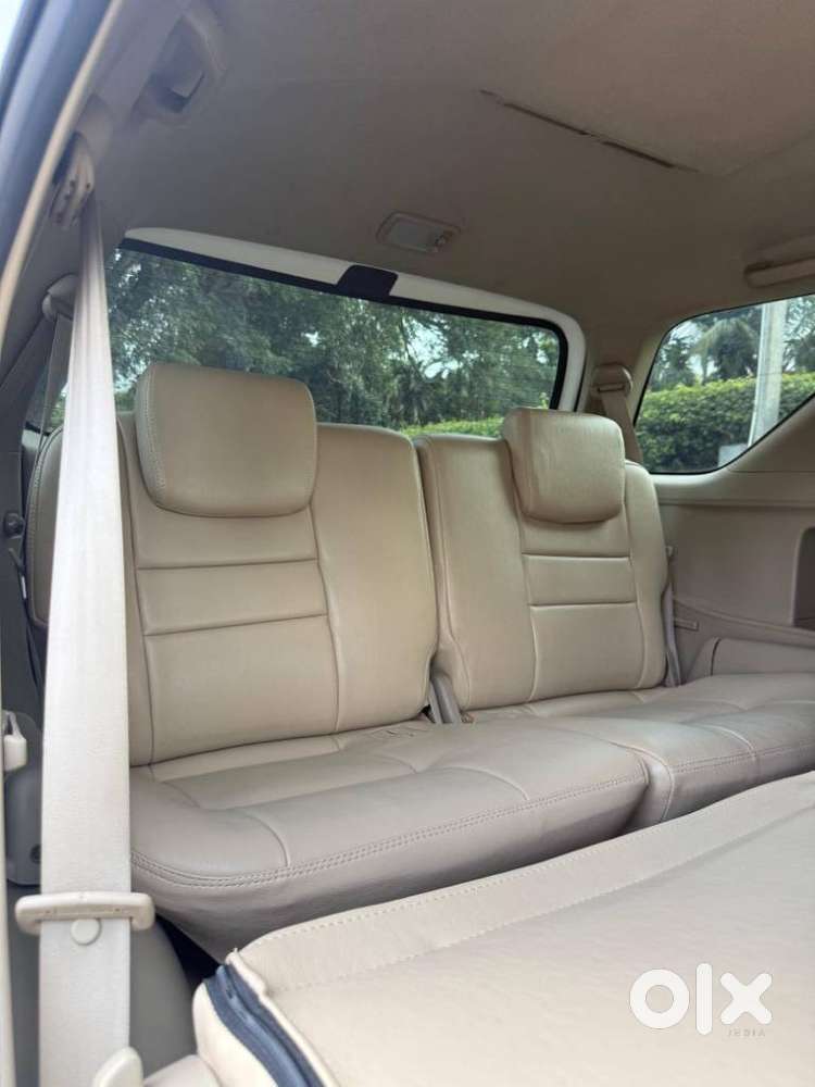 Toyota Fortuner 3.0 4x4 Manual, 2011, Diesel