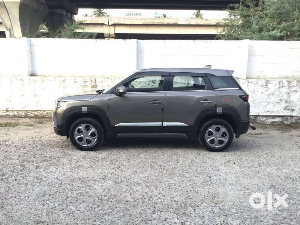 Maruti Suzuki Brezza 1.5 Vxi Smart Hybrid, 2024, Petrol